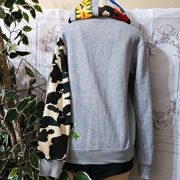 Bape Gray Full Zip-Up Shark/ Camo Hoodie XL - Picture 4 of 11